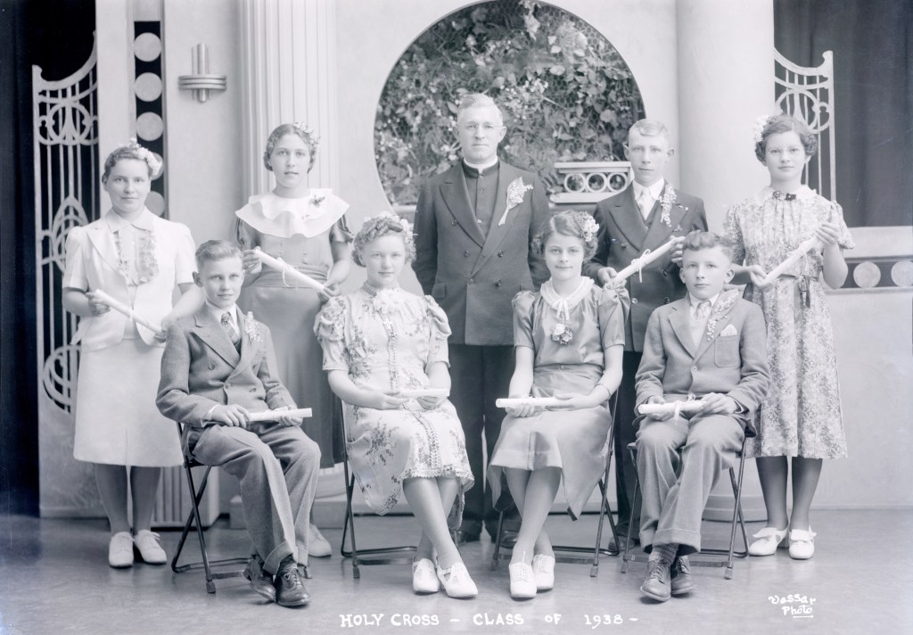 Holy Cross School Class Of&nbsp;1938
