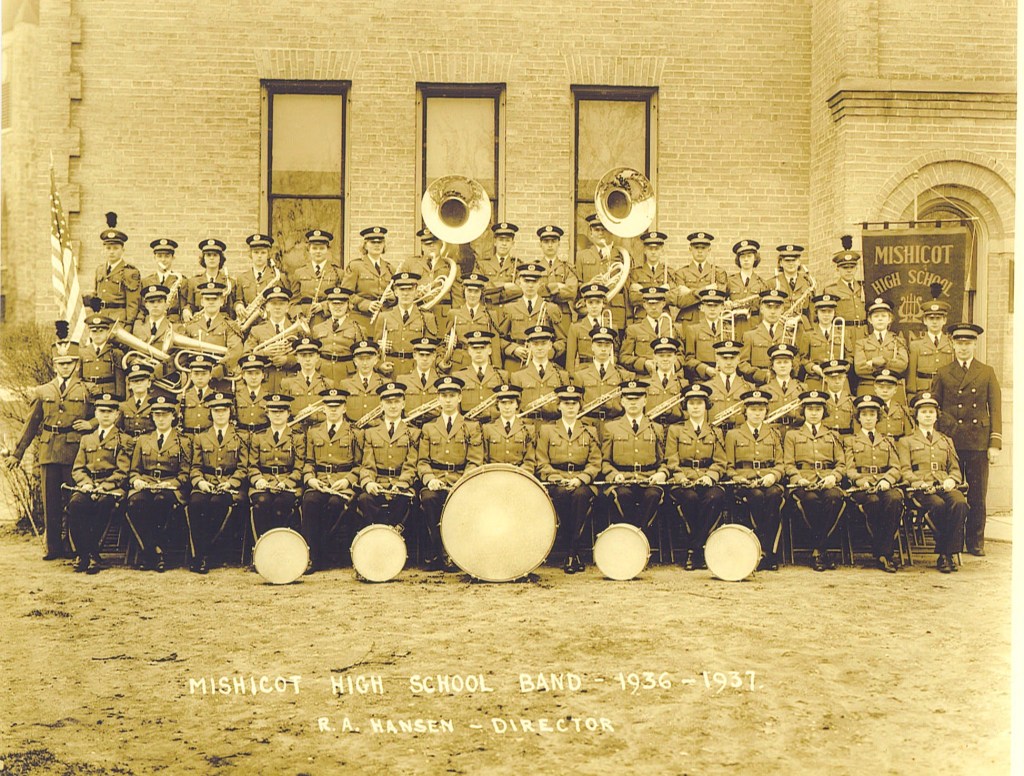 Mishicot High School Band —&nbsp;1936–1937
