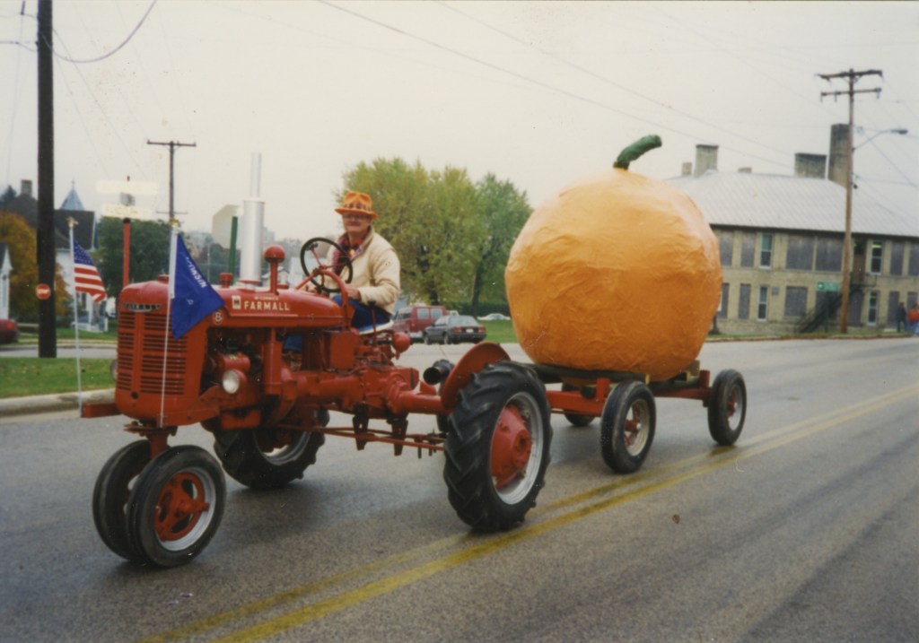 Mishicot Pumpkinfest Parade —&nbsp;1992
