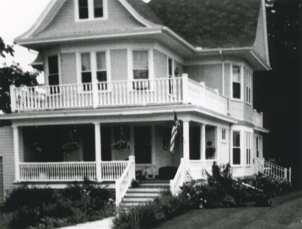 Nicholas H. and Coretta Scheuer&nbsp;Home